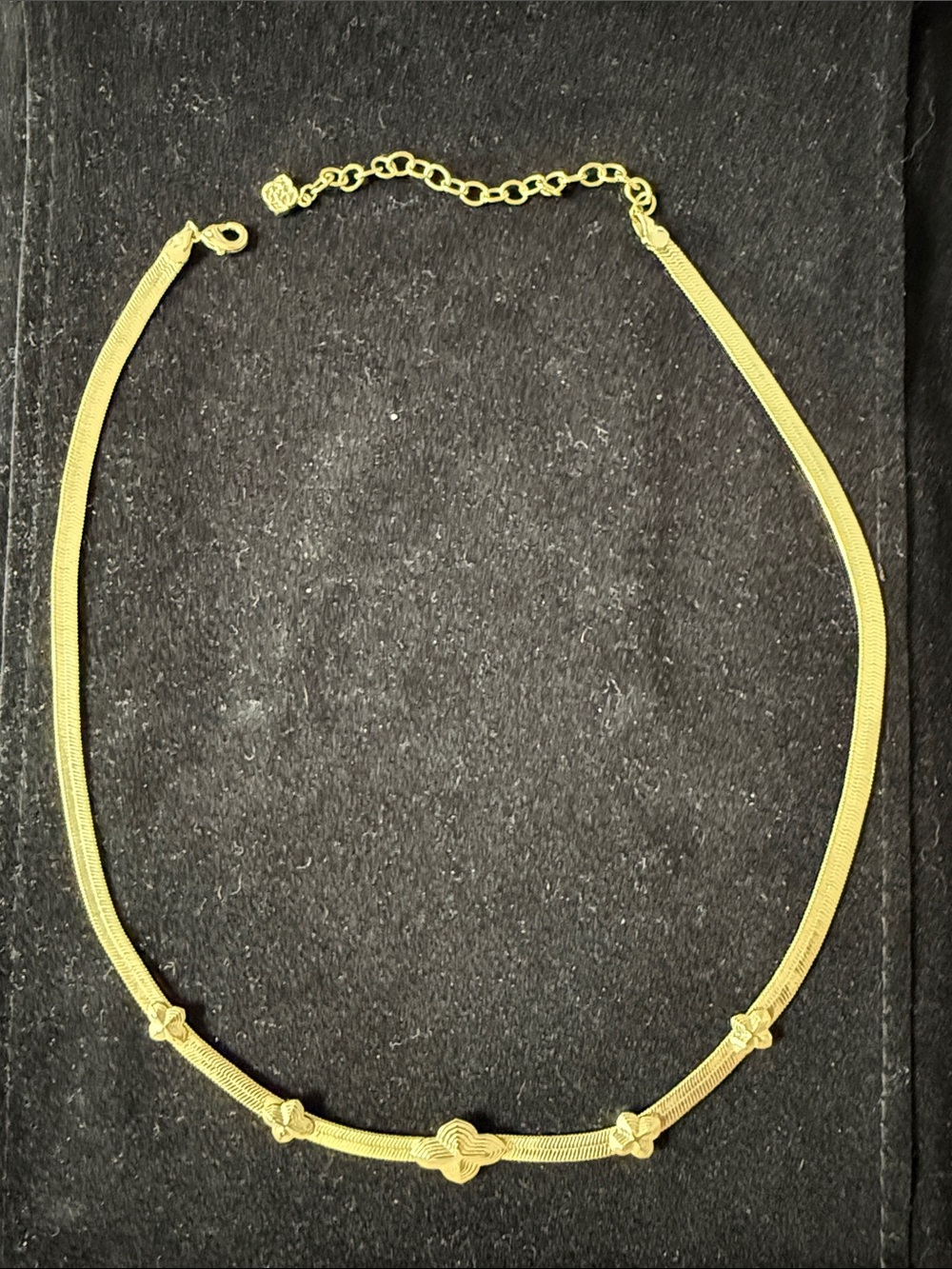 Gold Floral Accent Choker Necklace - Women Jewelry